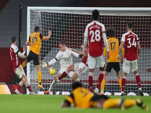 Arsenal – Giữ vững ngôi vị đầu bảng sau trận thắng Wolves